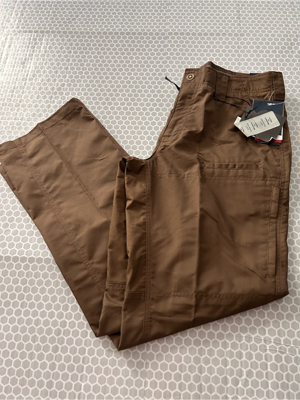 NWT Propper Tactical HLX Multi Pockets in Brown. Size 10